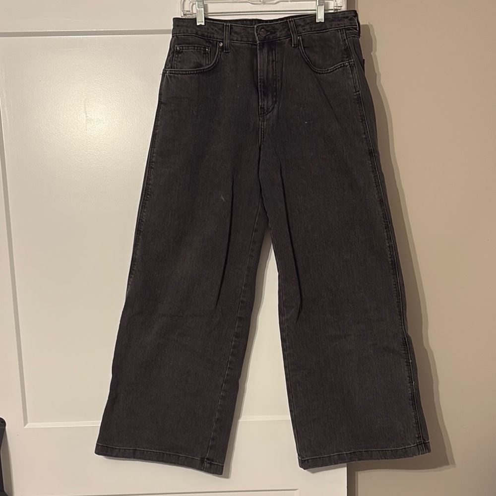 Women’s Black Wide-Leg Jeans